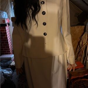 Ladies Reflections Off White Button-Up Blazer and Skirt Set Size 10